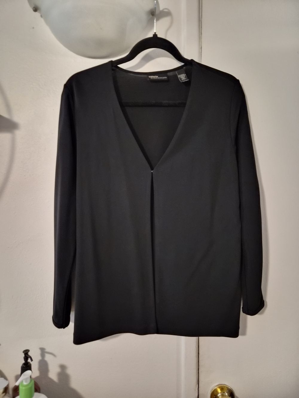 Valerie Stevens Black V-Neck Long Sleeve Top